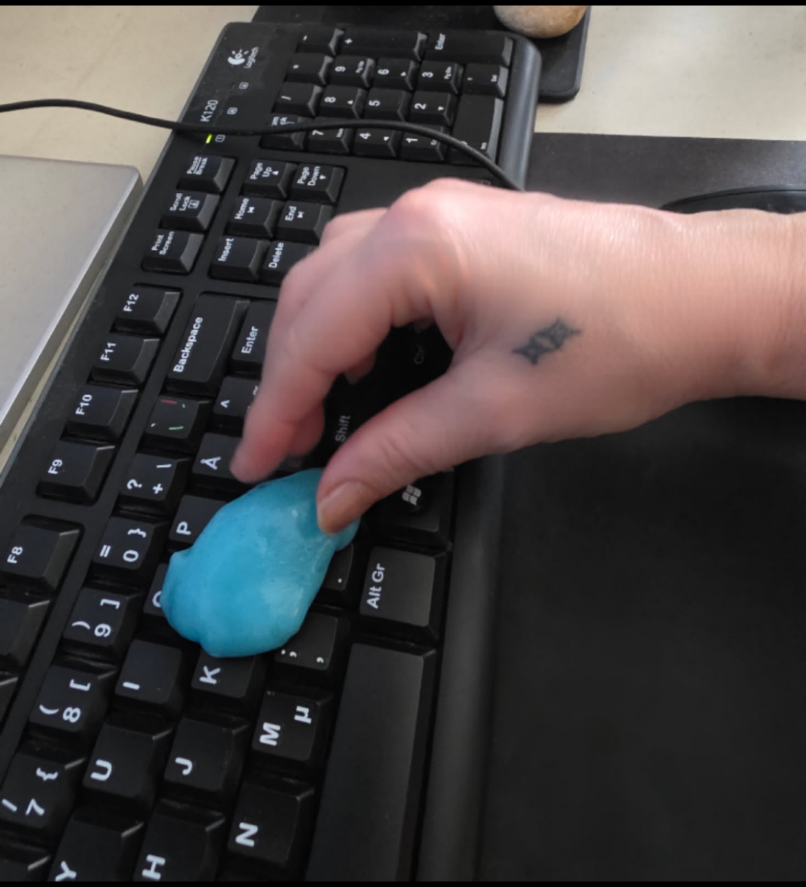 Keyboard Cleaning Gel – Ta bort damm direkt